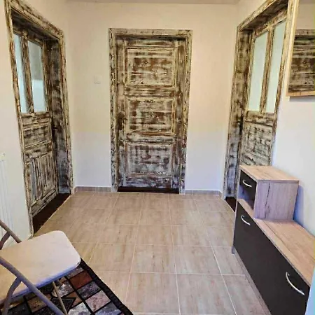 Magnólia štítnik *